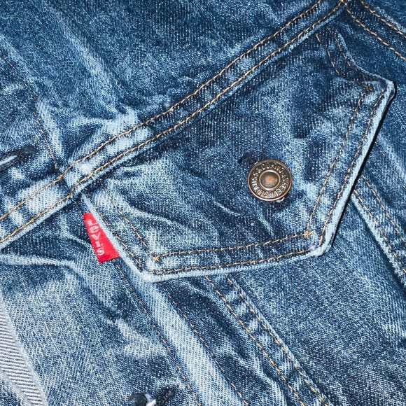 Vintage 80s Levi’s Denim Jacket - Picture 5 of 8